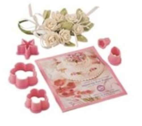 Wilton Step Saving Rose Bouque